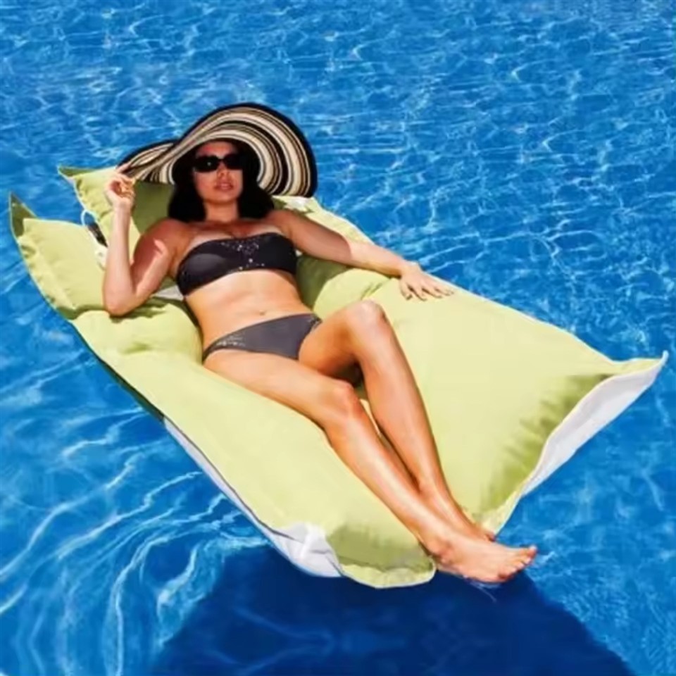 Giant Bean Bag Plovák do bazénu